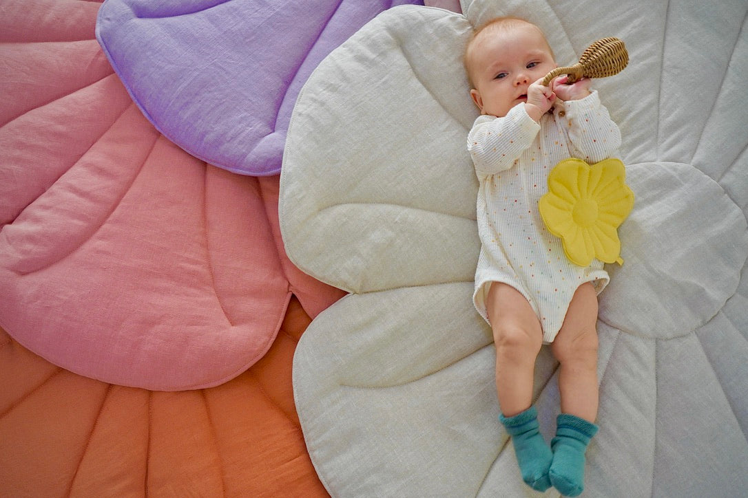 Linen "Sunflower" Flower Mat