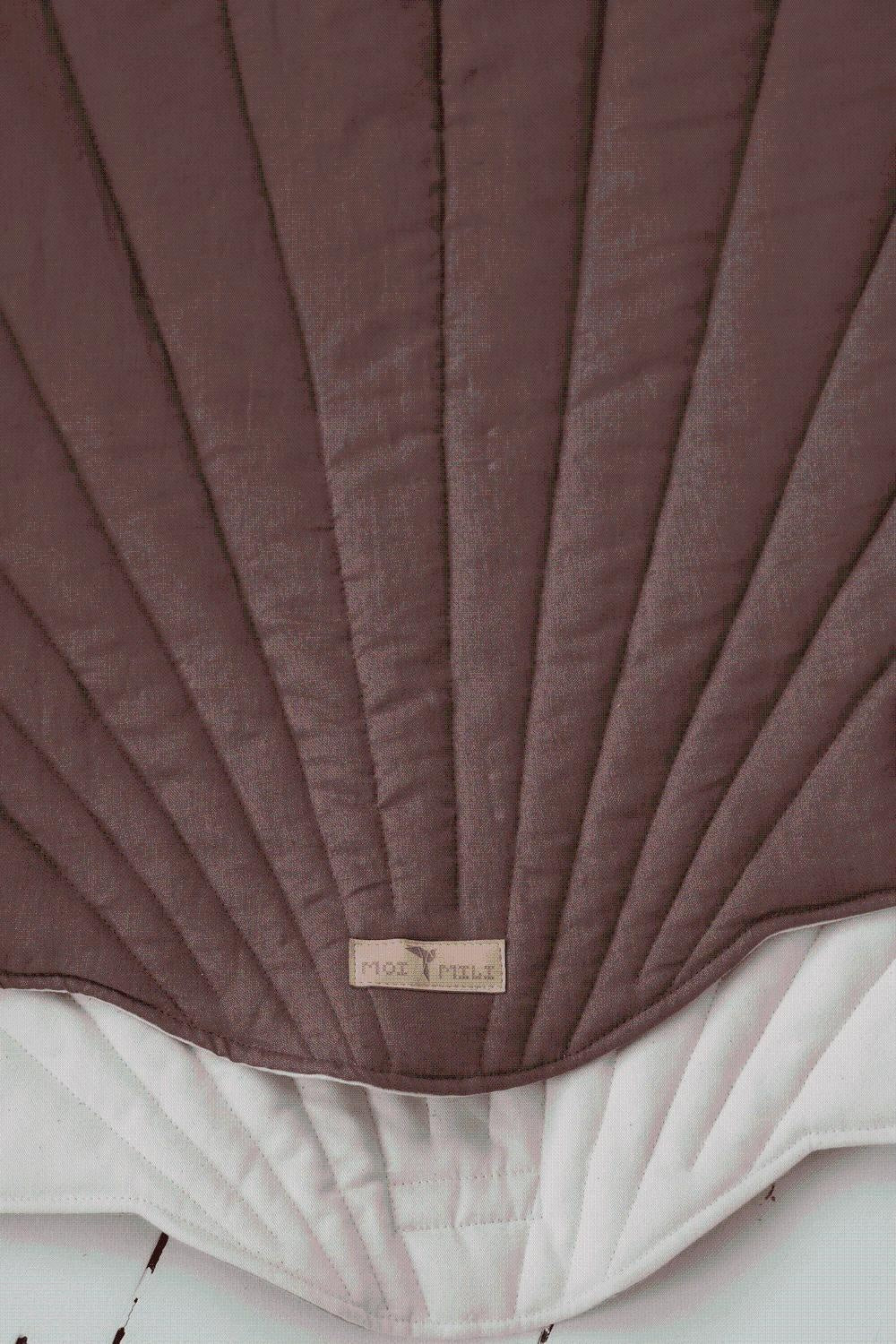 “Marsala” Linen Shell Mat