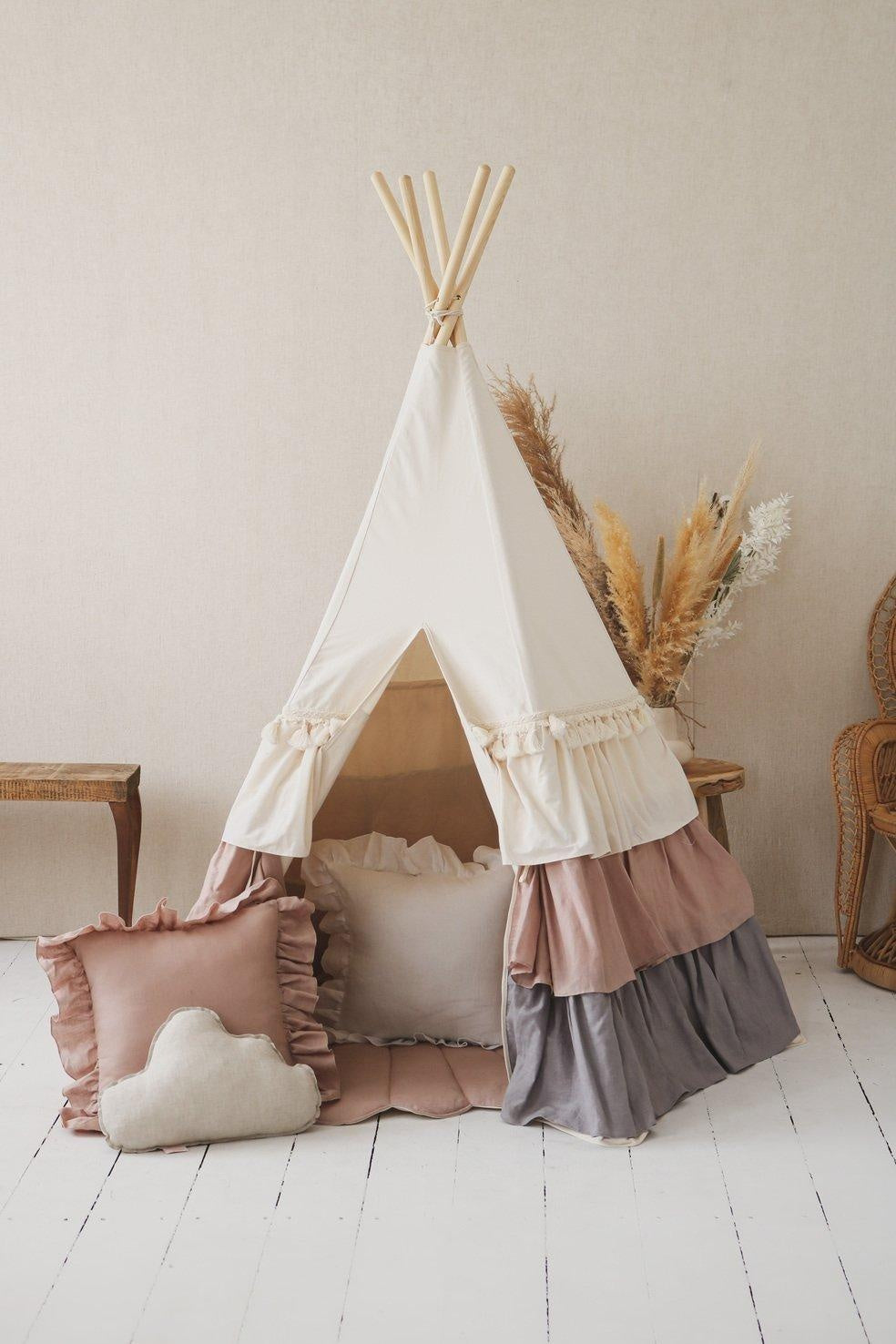 “Powder Frills” Teepee Tent with Frills