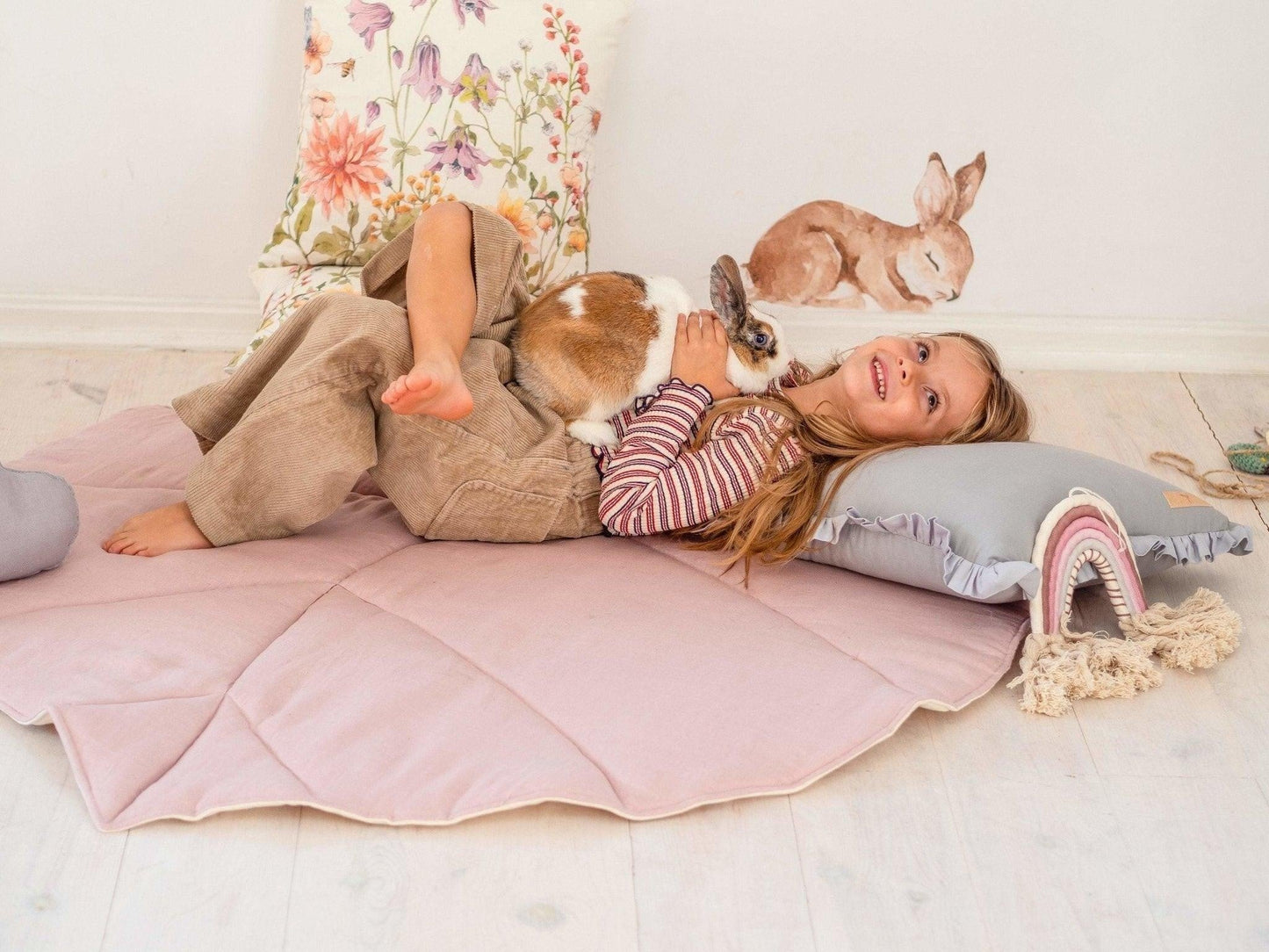 “Powder Pink” Linen Leaf Mat